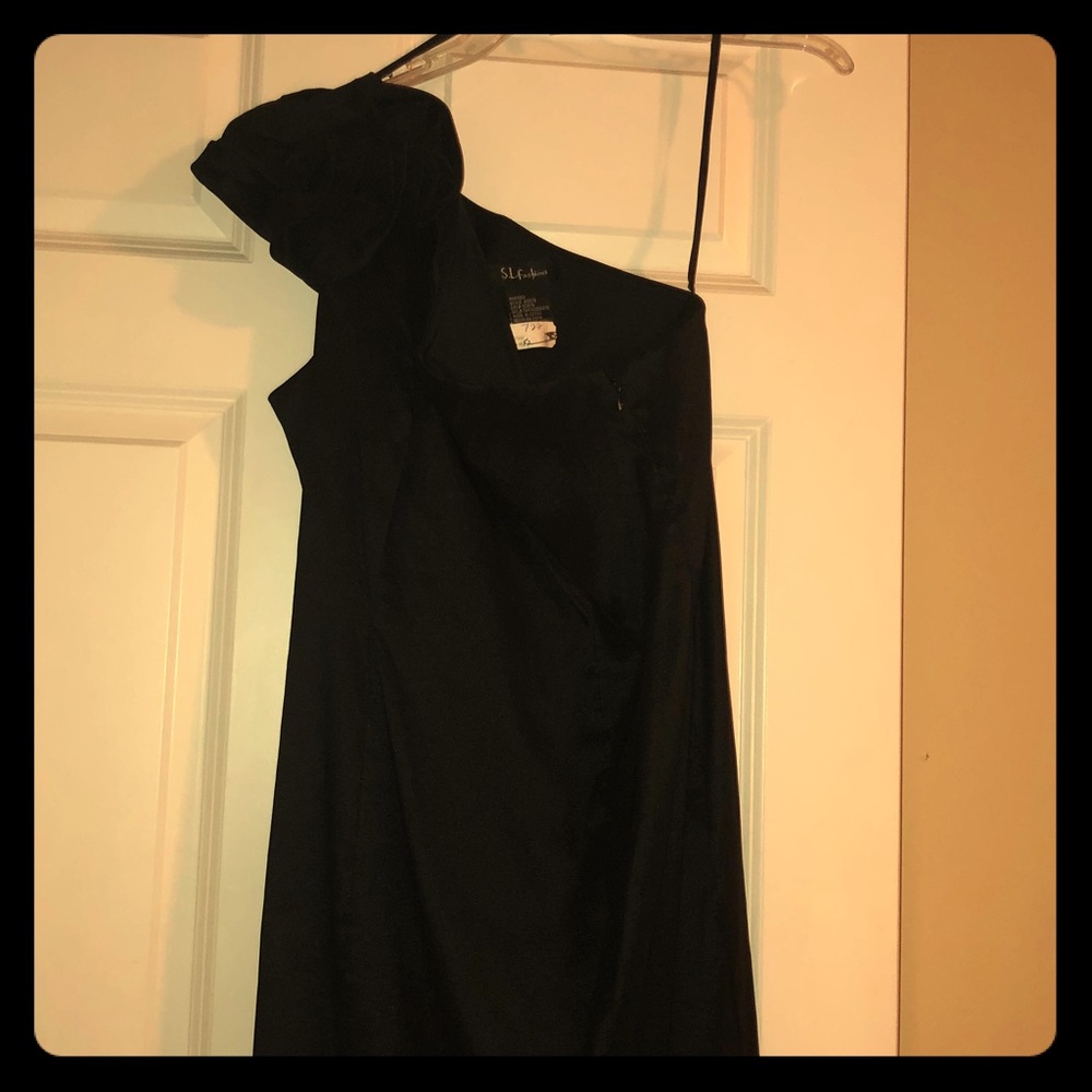 One shoulder cocktail dress